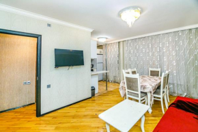 CITY CENTR MAIN MAIL Apartment